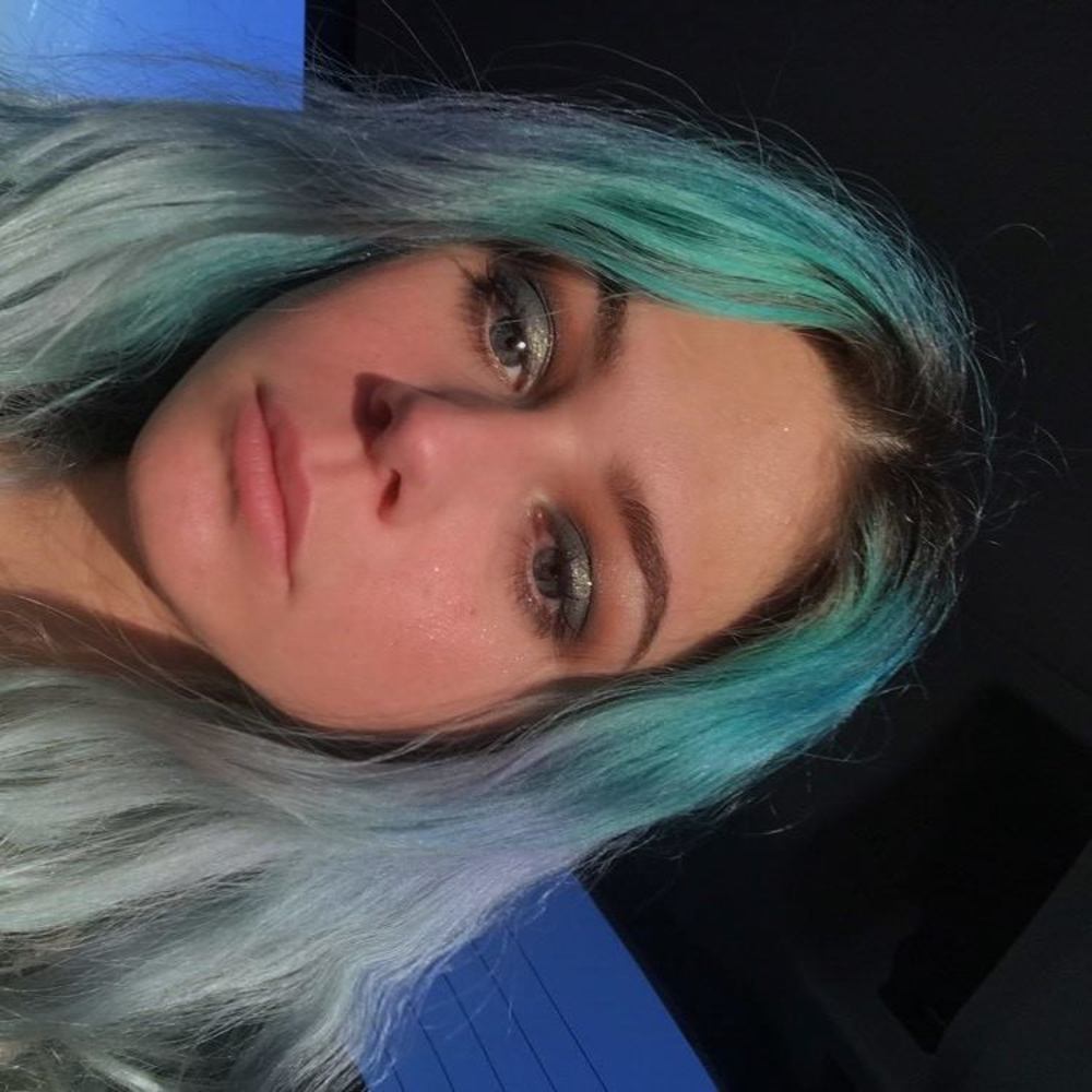Meet your Posher, Hannah
